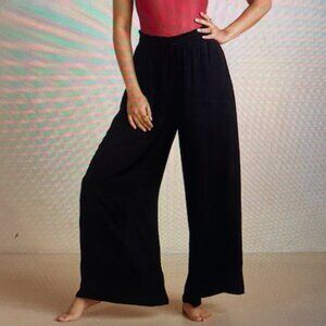 Silky Luxe Palazzo Pants - Size Large - BNWT - Summersault
